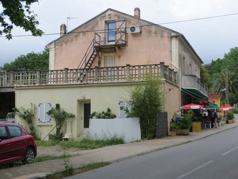 >Maison de vigneron (Santa Maria)