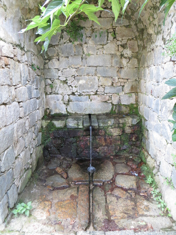 Fontaine dite de Crucoli ou de Filicaccia (Crucoli)