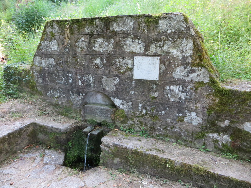 >Fontaine de Rindenti (Casevecchie)