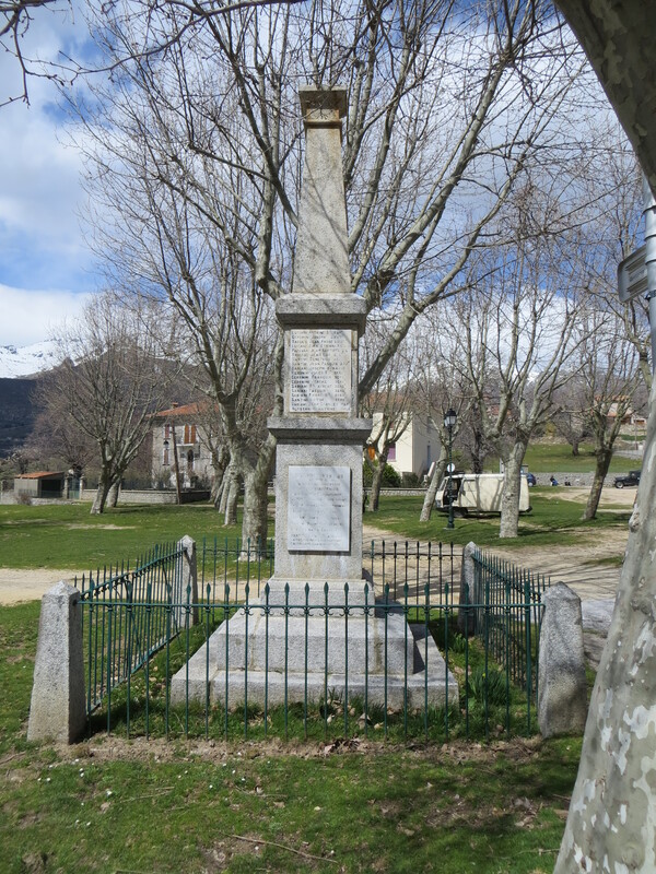 Monument aux morts des guerres 1914-1918 et 1939-1945