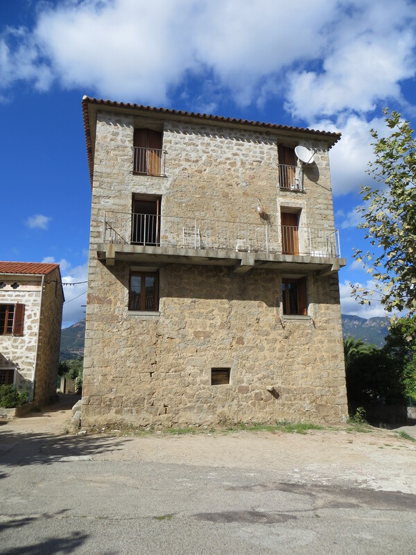 Ancienne cave viticole, actuellement maison de notable (Suarella)